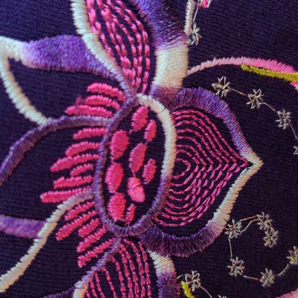 UNIK 2 Piece Pant Suit Medium - Picture 4 of 9